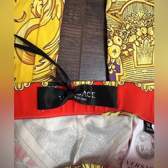 Versace Heritage Print Ankle Crop Leggings - Picture 15 of 16